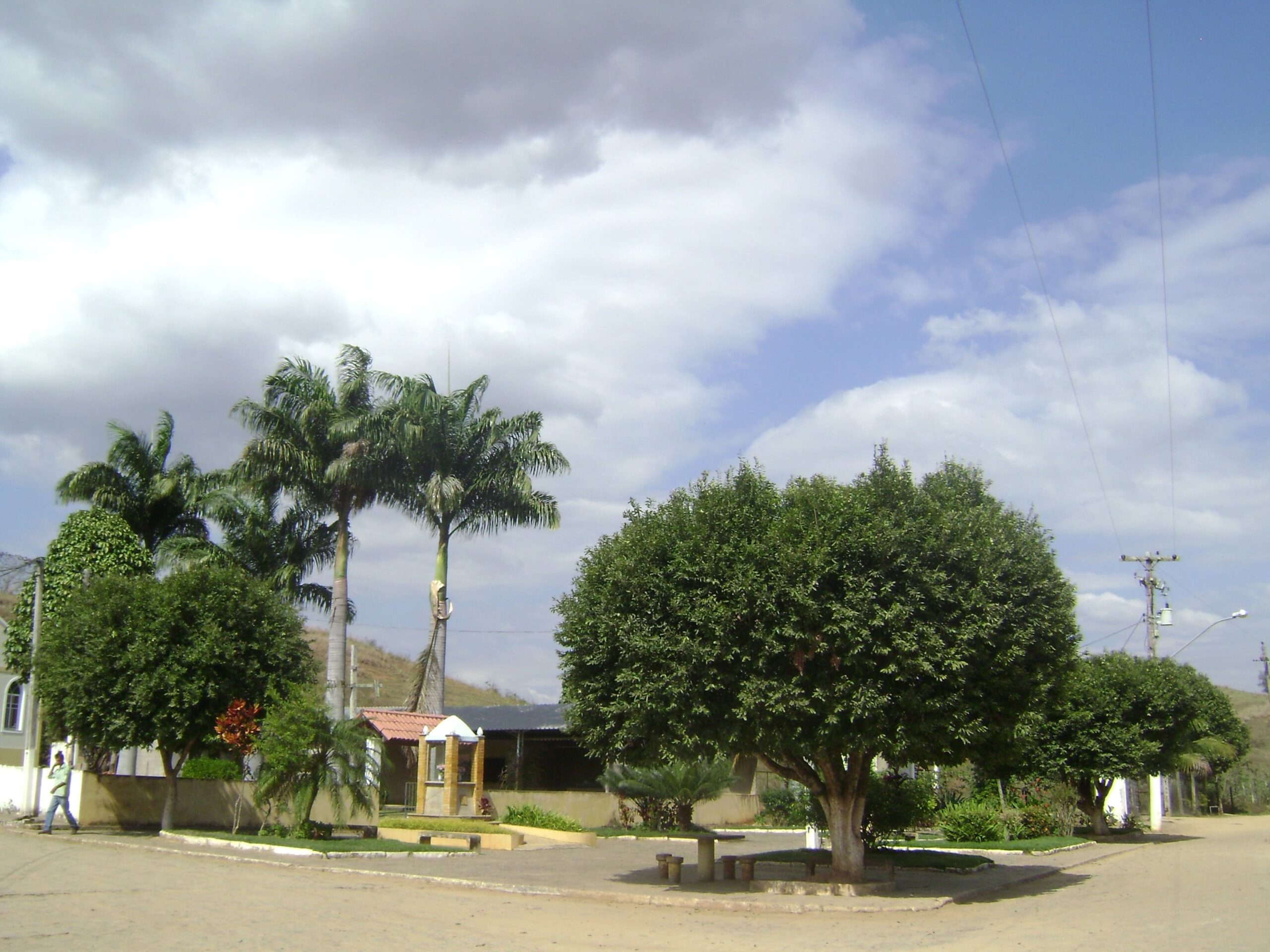 Bom Jardim-distrito de-Bom Jesus do itabapoana RJ. Ademir de Souza (31)-min